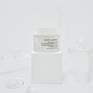CREMA ANTI-MACCHIA E LUCE SUPREMA LUNGA DURATA 12H